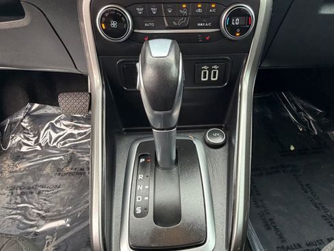 Used 2021 Ford EcoSport SE FWD image 24