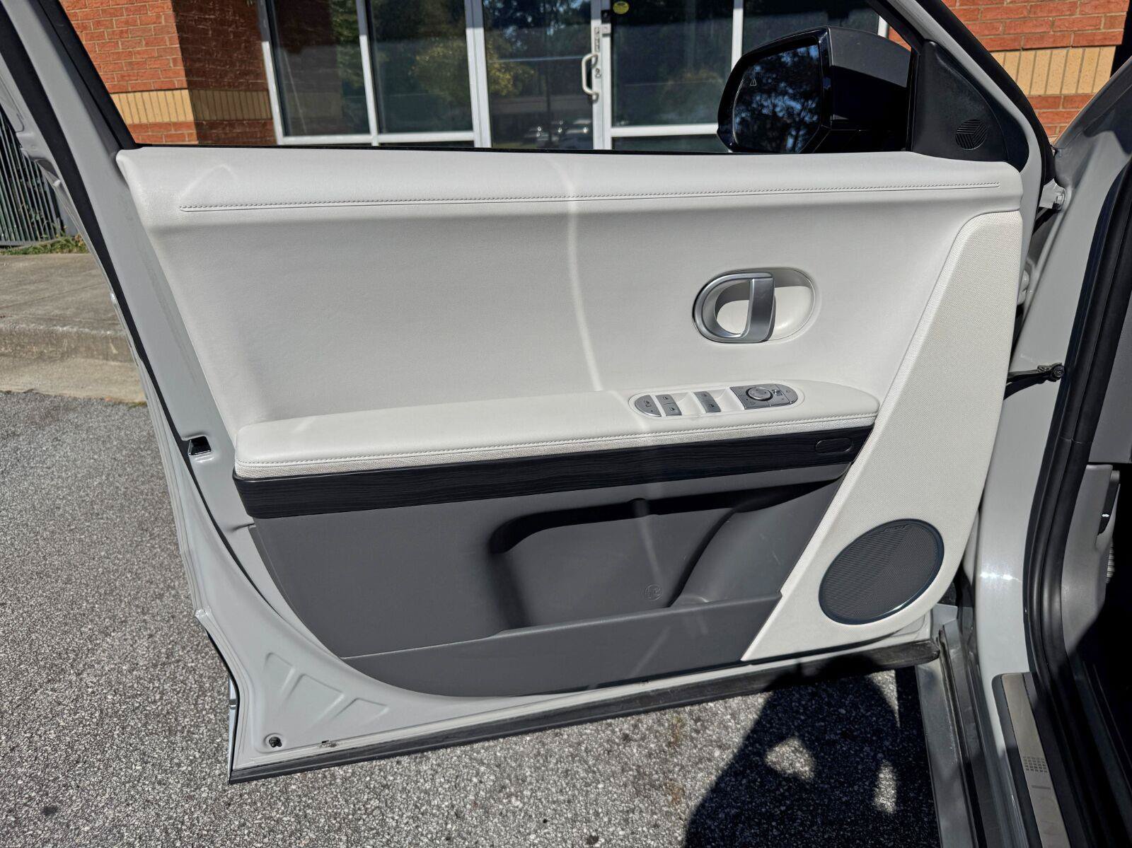 Used 2022 Hyundai Ioniq 5 Limited w/ Cargo Package AWD/4WD image 37