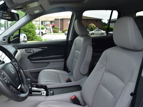 Certified 2018 Honda Ridgeline RTL-E image 10