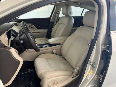 Used 2015 Buick LaCrosse FWD image 18