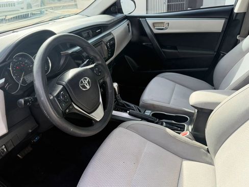 Used 2015 Toyota Corolla LE w/ Driver Convenience Package FWD image 11