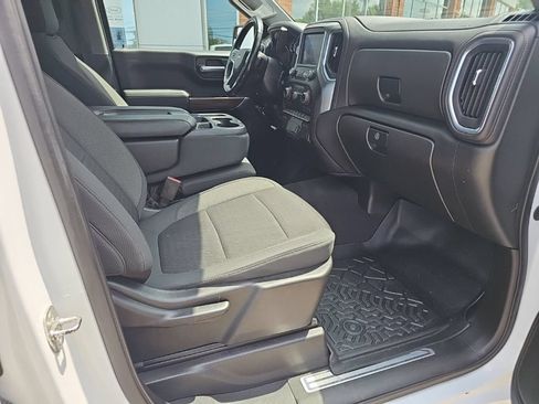 Used 2021 Chevrolet Silverado 1500 LT AWD/4WD image 23