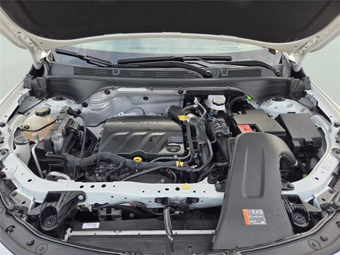 Used 2025 Buick Envista Preferred FWD image 26