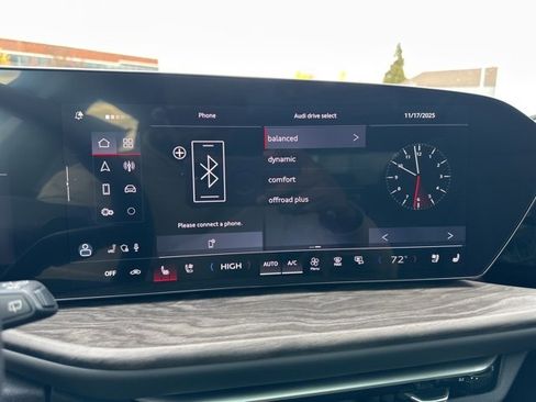 New 2025 Audi Q5 Premium Plus image 22