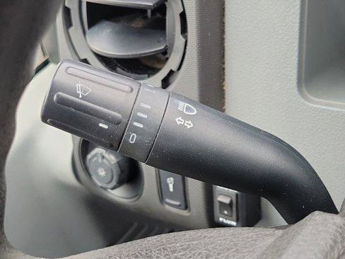Used 2015 Ford F250 XL w/ XL Decor Group AWD/4WD image 23