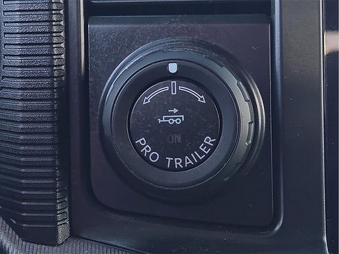 Used 2024 Ford F150 Platinum w/ Equipment Group 702A High image 15