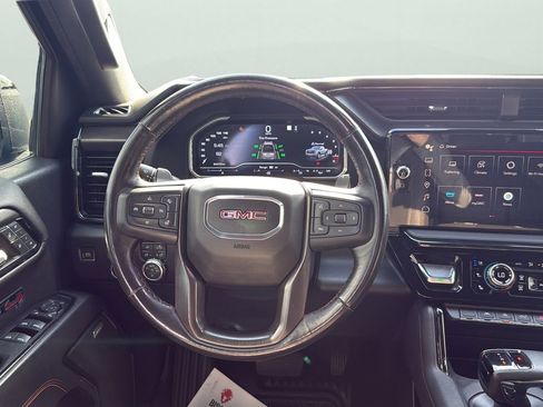 Used 2022 GMC Sierra 1500 AT4 w/ AT4 Preferred Package AWD/4WD image 12