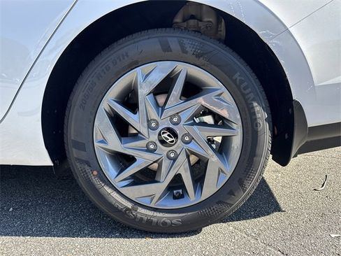 New 2026 Hyundai Elantra Blue image 19