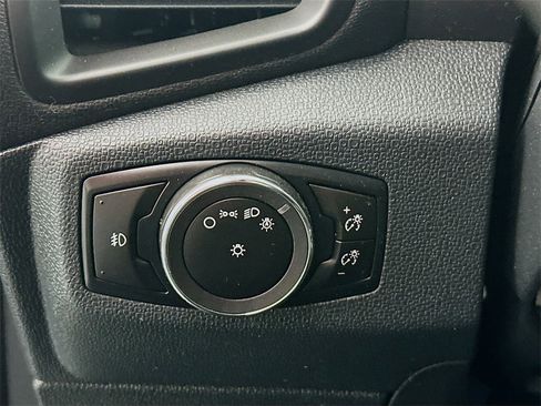 Used 2021 Ford EcoSport SE image 10