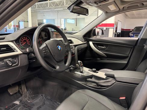 Used 2017 BMW 320i xDrive Sedan image 20
