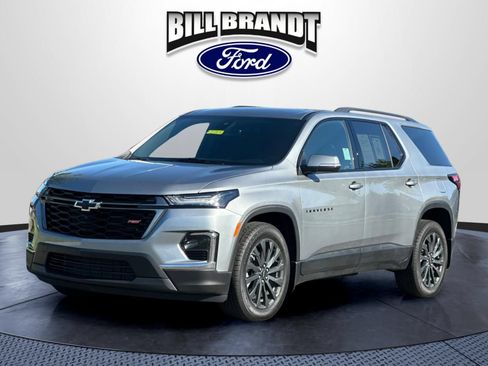 Used 2023 Chevrolet Traverse RS AWD/4WD image 7