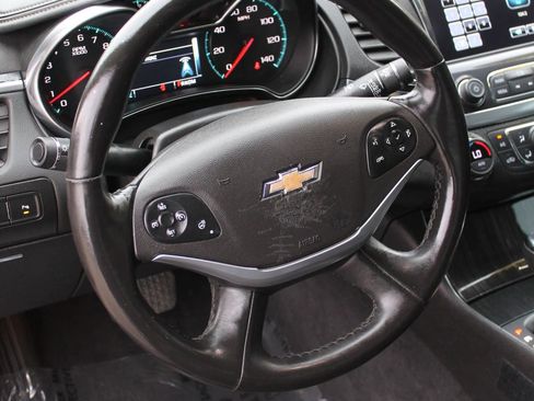 Used 2019 Chevrolet Impala LT w/ Sunroof and Spoiler Package FWD image 13