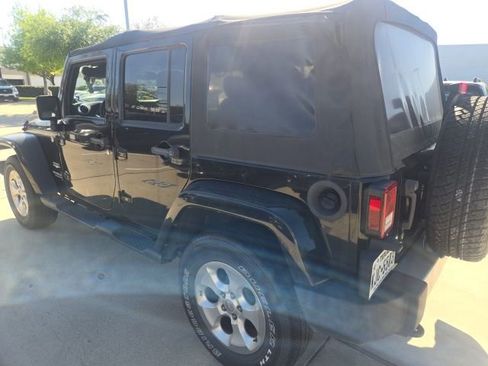 Used 2014 Jeep Wrangler Unlimited Sahara w/ Connectivity Group image 4