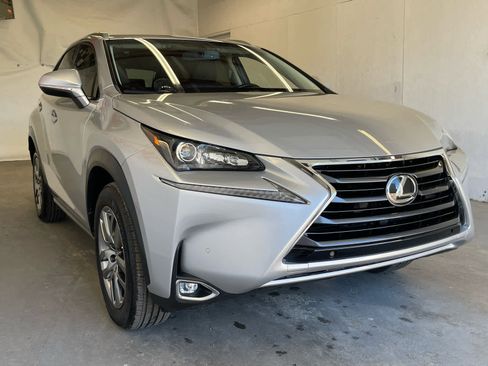 Used 2016 Lexus NX 200t FWD image 4