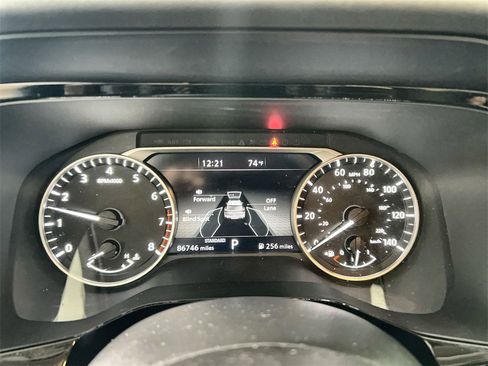 Certified 2022 Nissan Pathfinder S image 10