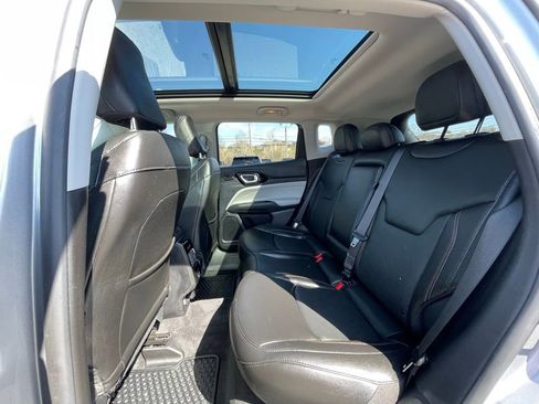 Certified 2022 Jeep Compass Limited w/ Sun and Sound Group image 25