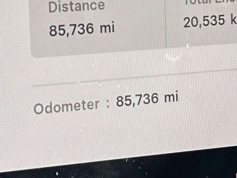 Used 2022 Tesla Model 3 Standard Range image 24