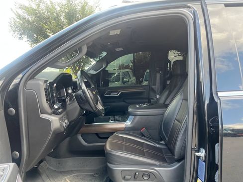 Used 2024 Chevrolet Silverado 2500 High Country w/ High Country Premium Package AWD/4WD image 9