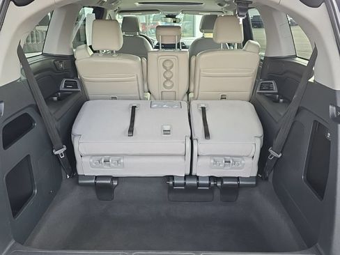 Used 2023 Honda Odyssey EX-L image 14
