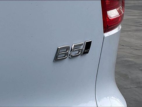 New 2026 Volvo XC40 B5 Plus w/ Protection Package Premier image 26