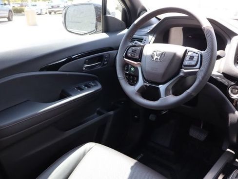 New 2026 Honda Ridgeline Black Edition image 16