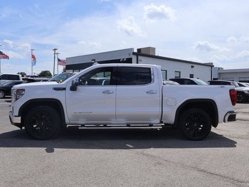 Used 2023 GMC Sierra 1500 SLT w/ SLT Premium Plus Package AWD/4WD image 5