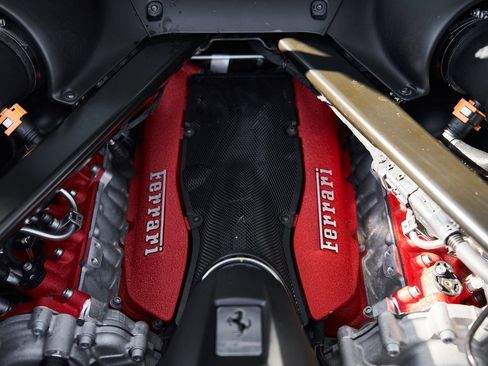 Used 2023 Ferrari SF90 Stradale image 28