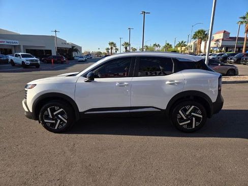 Certified 2026 Nissan Kicks SV FWD image 9