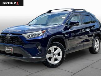 Used 2020 Toyota RAV4 XLE w/ Convenience Package FWD video 1