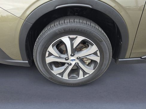 Used 2022 Subaru Outback Limited image 37
