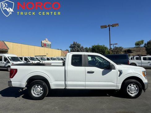 Used 2021 Ford F150 XLT image 1