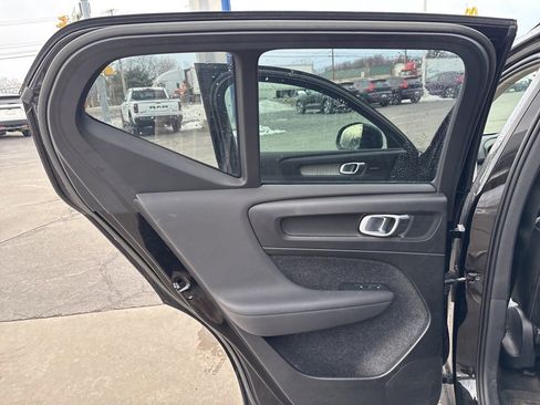 Certified 2023 Volvo XC40 B5 Plus w/ Driver Assist Package image 31