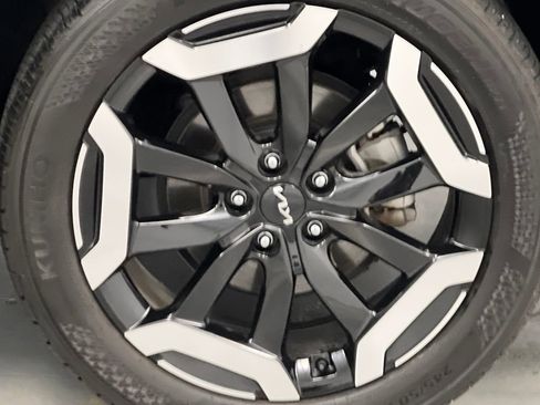 Used 2025 Kia Telluride S image 74