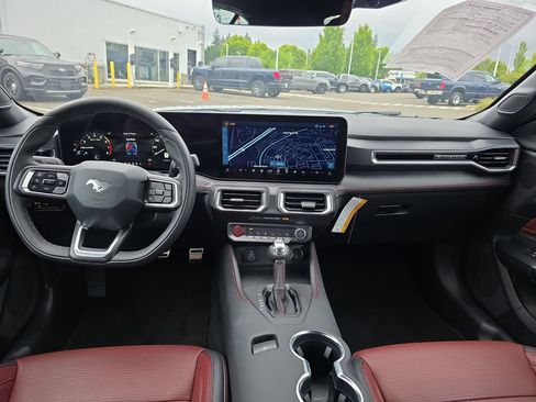 Used 2025 Ford Mustang Premium RWD image 6