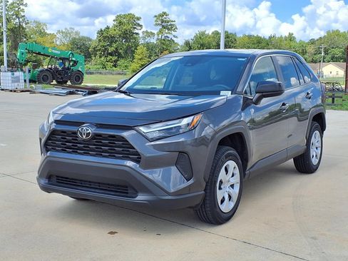 Certified 2025 Toyota RAV4 LE FWD image 3