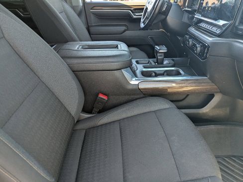 Used 2022 Chevrolet Silverado 1500 RST w/ Z71 Off-Road Package image 12