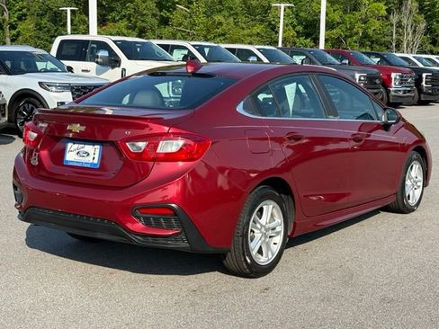 Used 2017 Chevrolet Cruze LT w/ RS Package FWD image 5