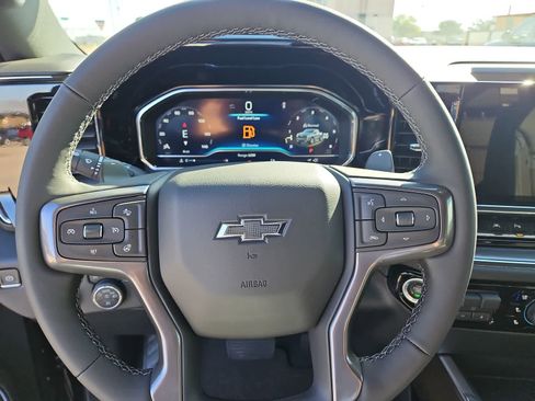 Used 2024 Chevrolet Silverado 1500 High Country w/ Midnight Edition AWD/4WD image 23