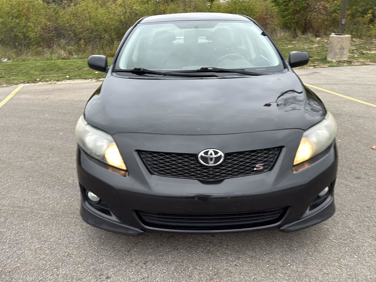 Used 2009 Toyota Corolla S w/ Sport Pkg FWD image 2