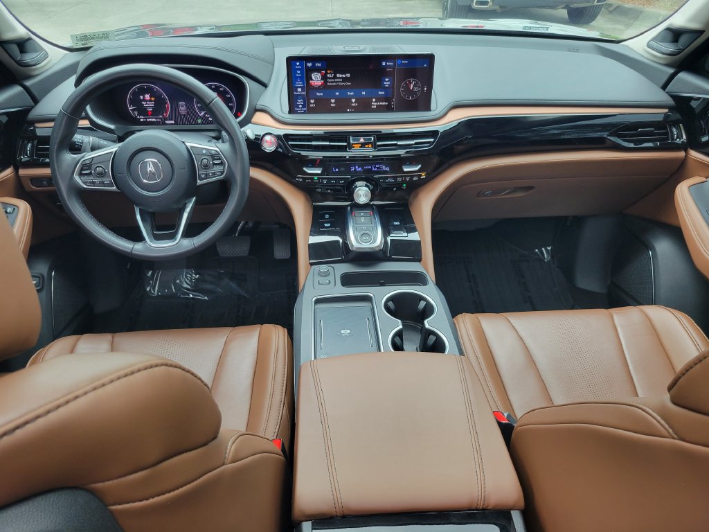 Used 2025 Acura MDX w/ Technology Package FWD image 10