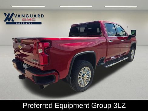 Used 2022 Chevrolet Silverado 2500 High Country AWD/4WD image 2