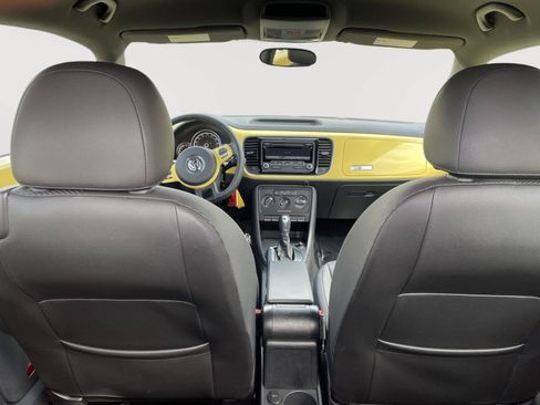 Used 2014 Volkswagen Beetle 1.8T FWD image 16
