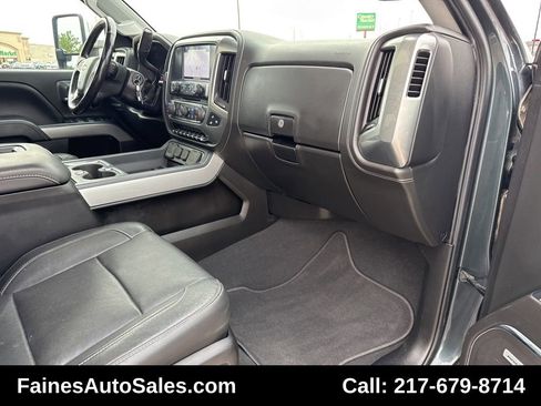 Used 2019 Chevrolet Silverado 2500 LTZ w/ Duramax Plus Package image 86