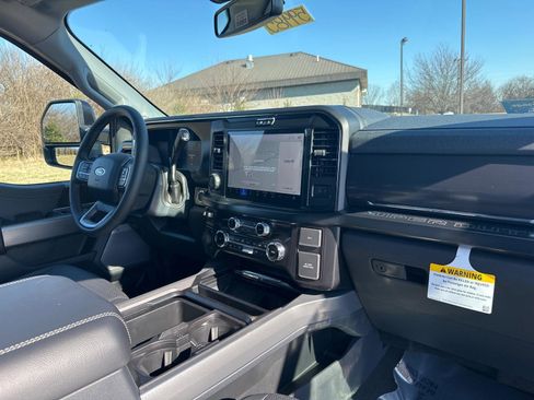 New 2026 Ford F250 Lariat w/ Tremor Off-Road Package image 27