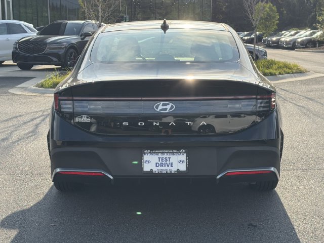Certified 2026 Hyundai Sonata SE FWD image 7