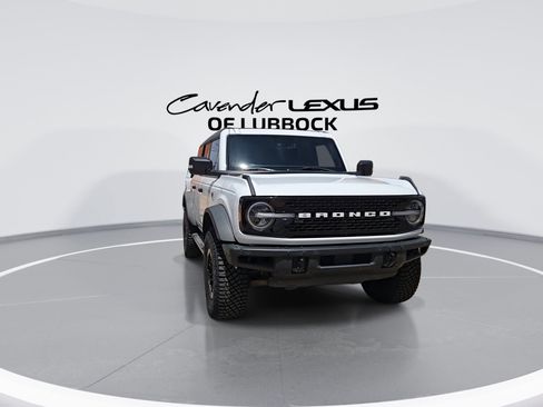 Used 2023 Ford Bronco Wildtrak AWD/4WD image 2