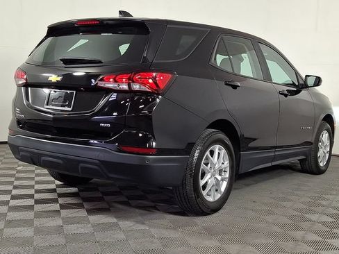 Used 2023 Chevrolet Equinox LS w/ Driver Confidence II Package AWD/4WD image 9