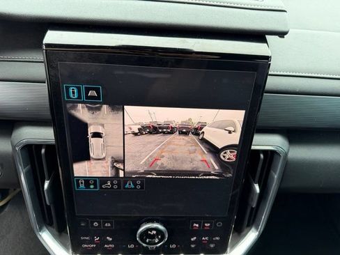 Certified 2024 GMC Acadia Elevation FWD image 21