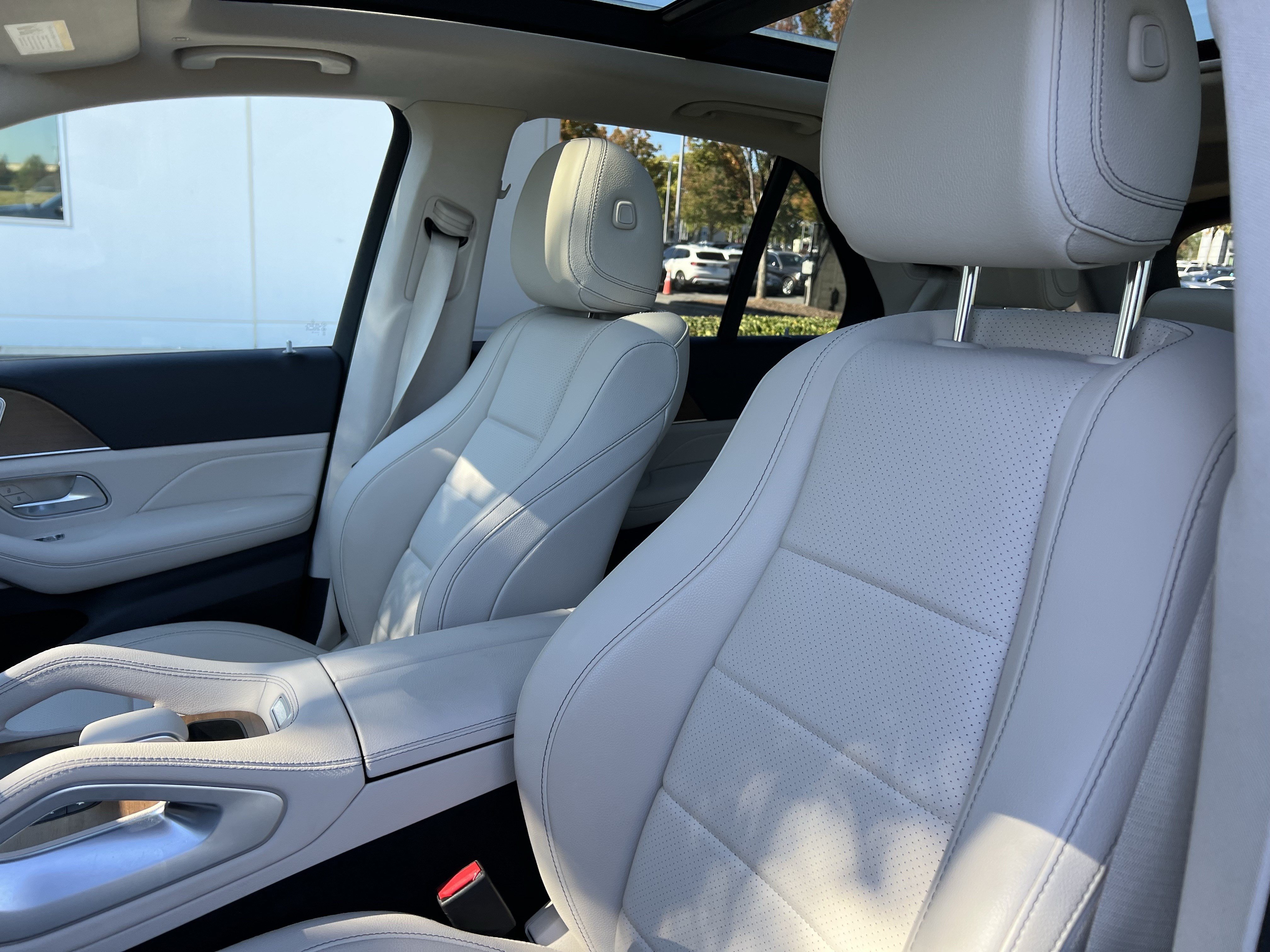Used 2022 Mercedes-Benz GLE 350 4MATIC image 16