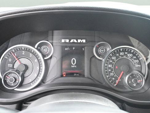 Used 2025 RAM 1500 Tradesman AWD/4WD image 19
